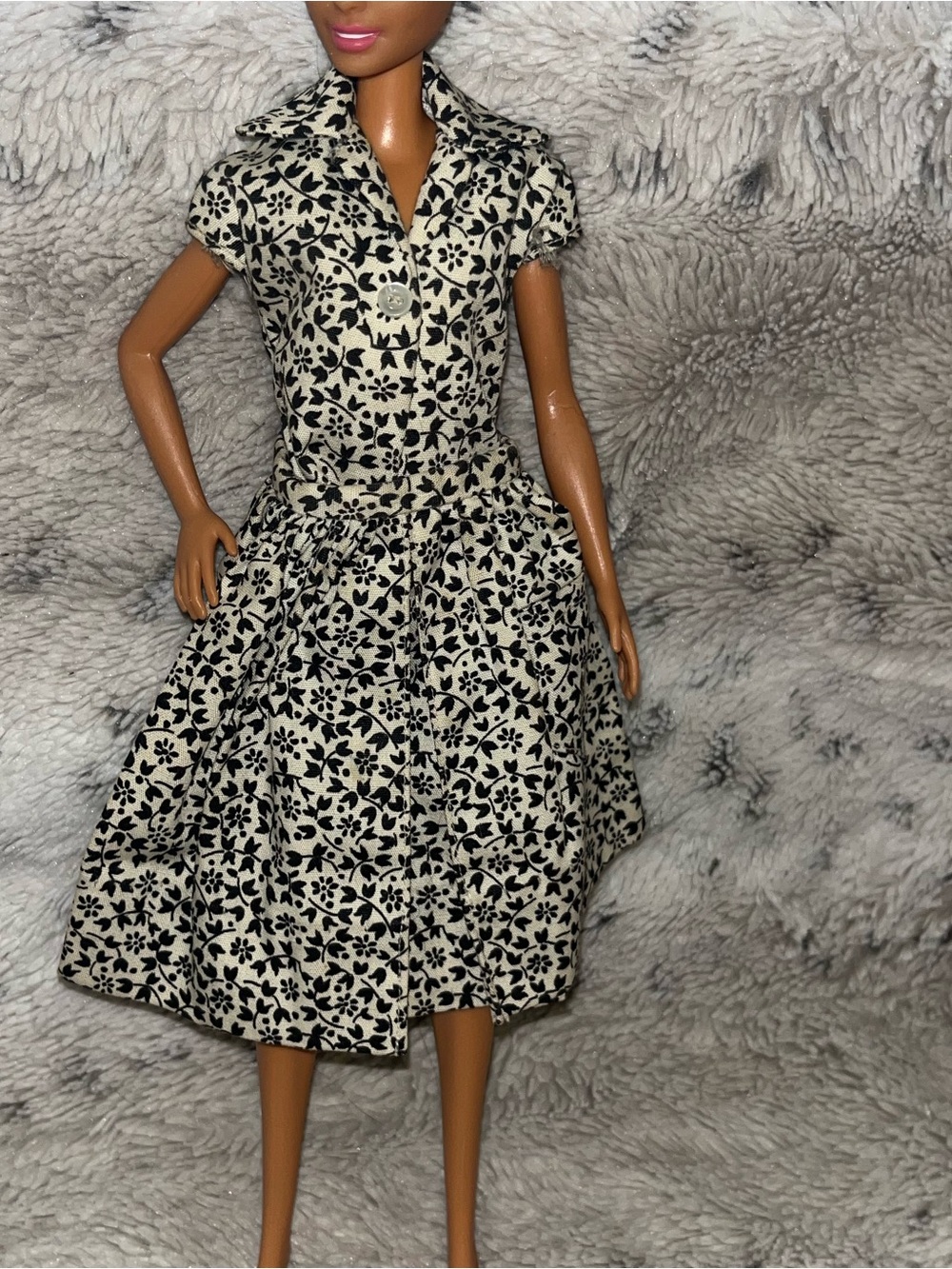 Vtg Barbie Fashion Pak Black White Floral Top N Skirt READ